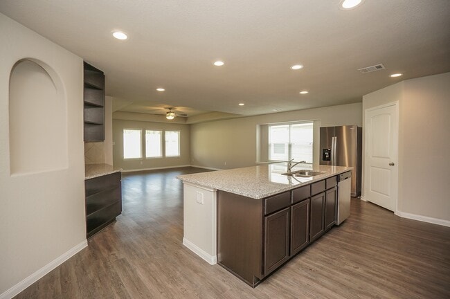 Building Photo - 3331 Rosselli Brush Dr