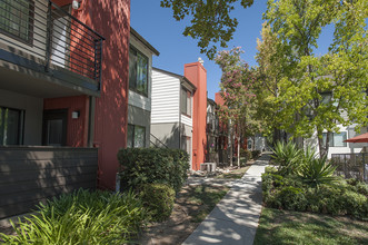 ECLIPSE 96 APARTMENTS photo'