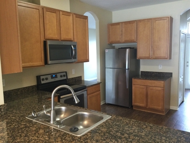Building Photo - 9253 Black Thorn Loop