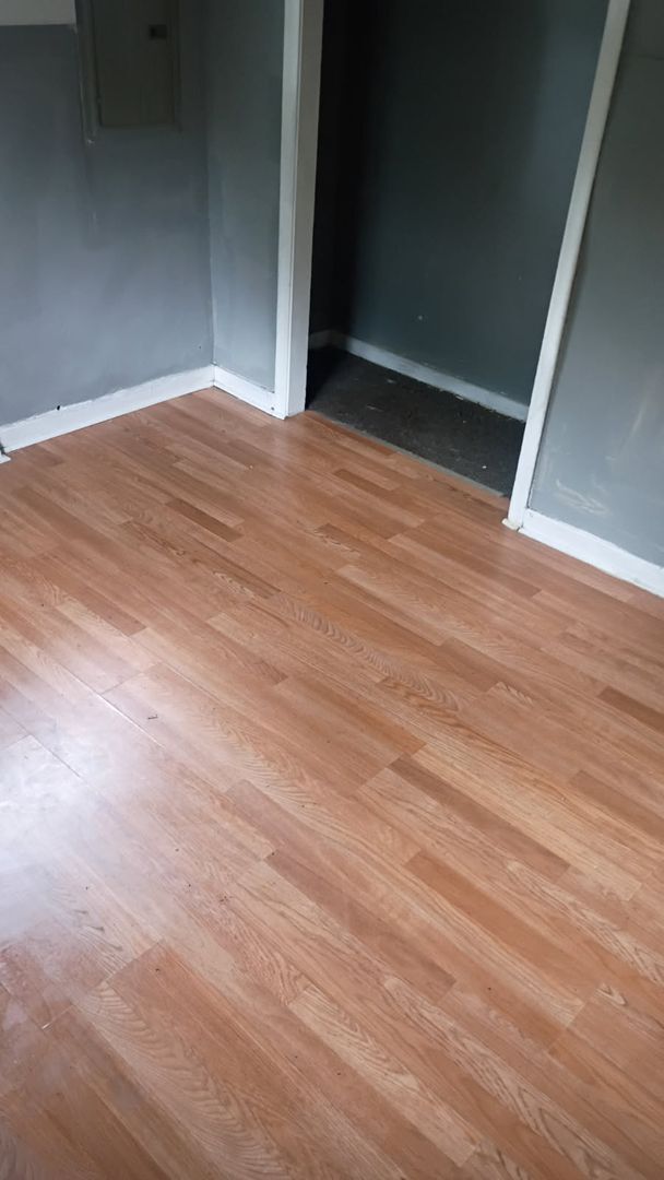 Foto del edificio - Budget-Friendly 2-Bed Charmer with Huge Yard & Easy I-75 Access –  Quiet Area!