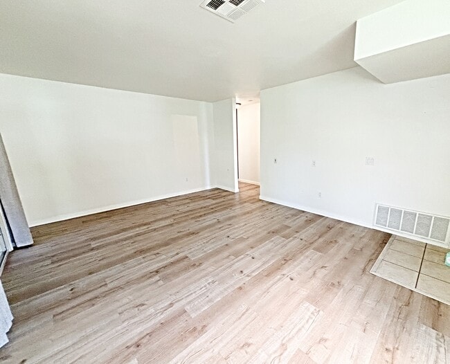 Building Photo - 10619 Dabney Dr