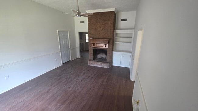 Building Photo - 288 Planters Grv