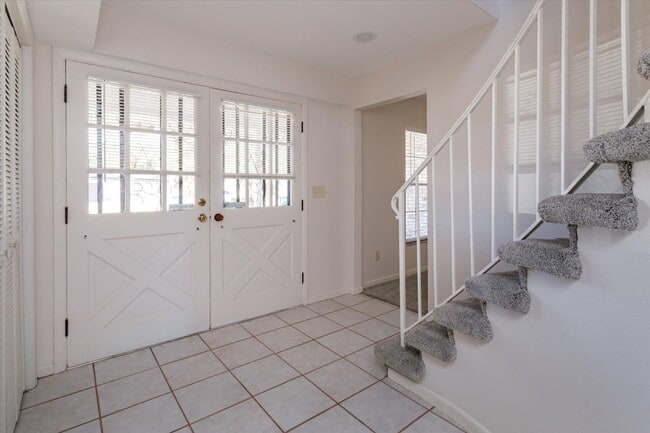 Photo - Updated 4-Bedroom Longwood Rental with Pool & Lawn Care Included – Move-In Ready House