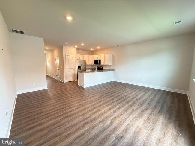 Building Photo - 116 Nootka Wy