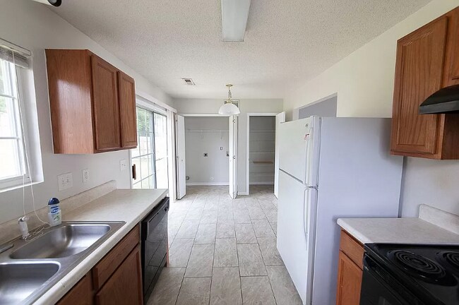 Foto del edificio - 3905 Shepway Loop