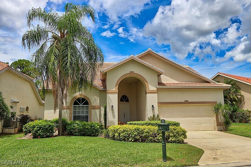 Primary Photo - 25201 Bay Cedar Dr