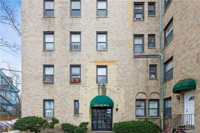 Foto del edificio - 1 The Blvd