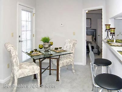 Foto del edificio - 2 br, 2 bath Apartment - 420 Bentwaters Ave