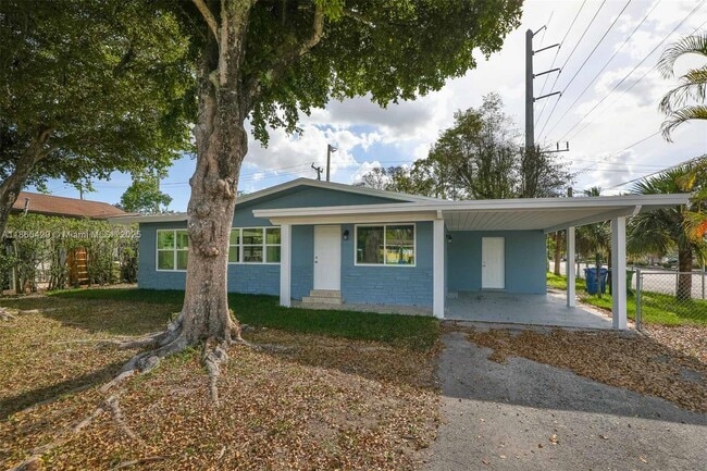 Foto del edificio - 832 NW 28th St
