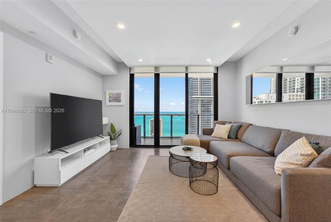 Building Photo - 1010 Brickell Ave