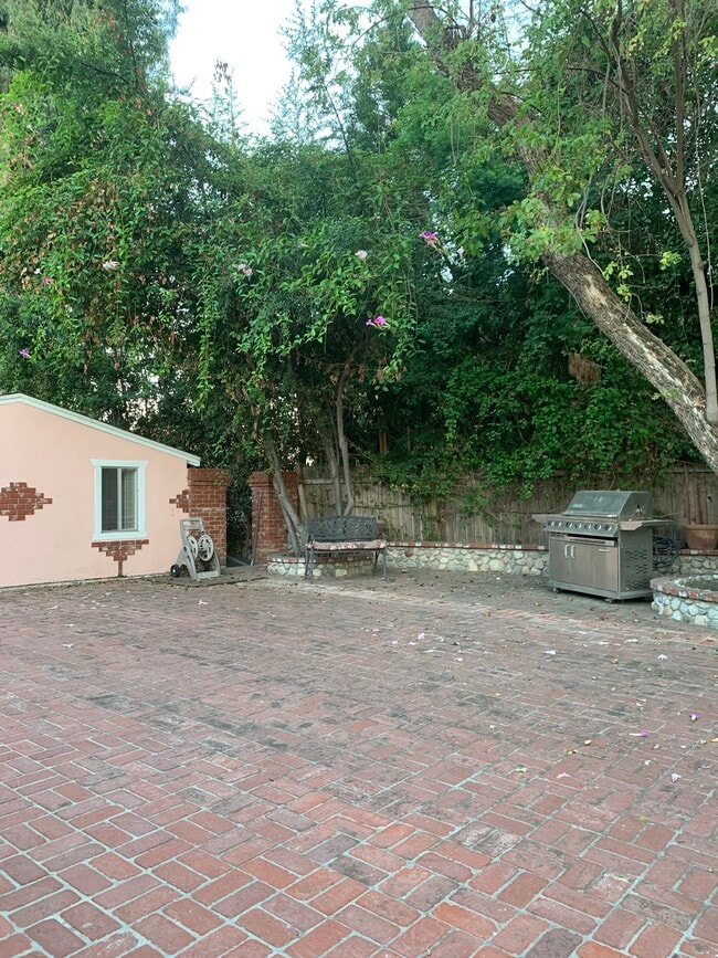 Brick Patio Under Trees - 15138 Encanto Dr (Sherman Oaks, CA) House