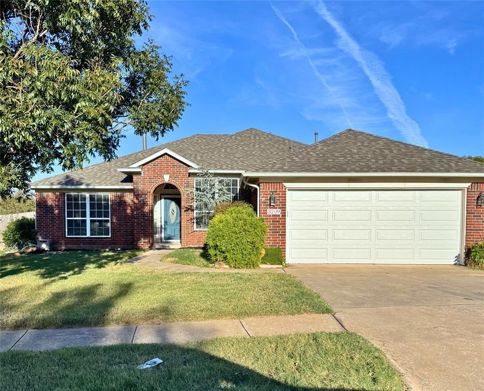 Foto principal - 3209 Grant Rd