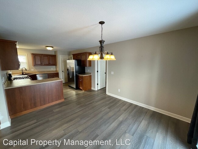 Foto del edificio - 3 br, 2 bath House - 8928 Strathmore Lane