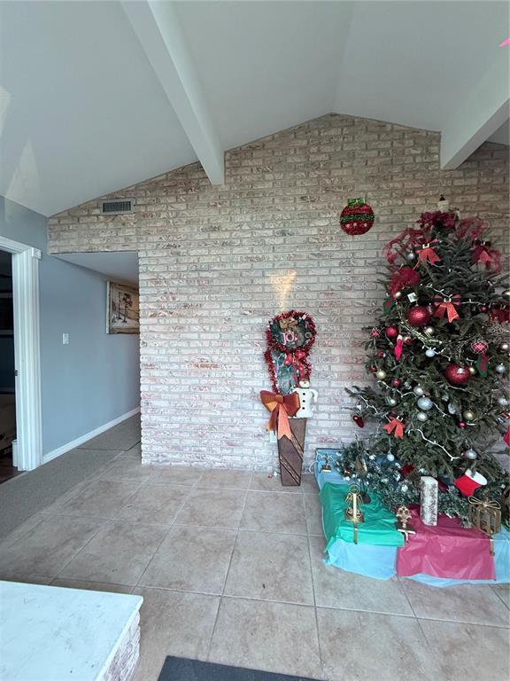 Building Photo - 10796 Oakdale Terrace