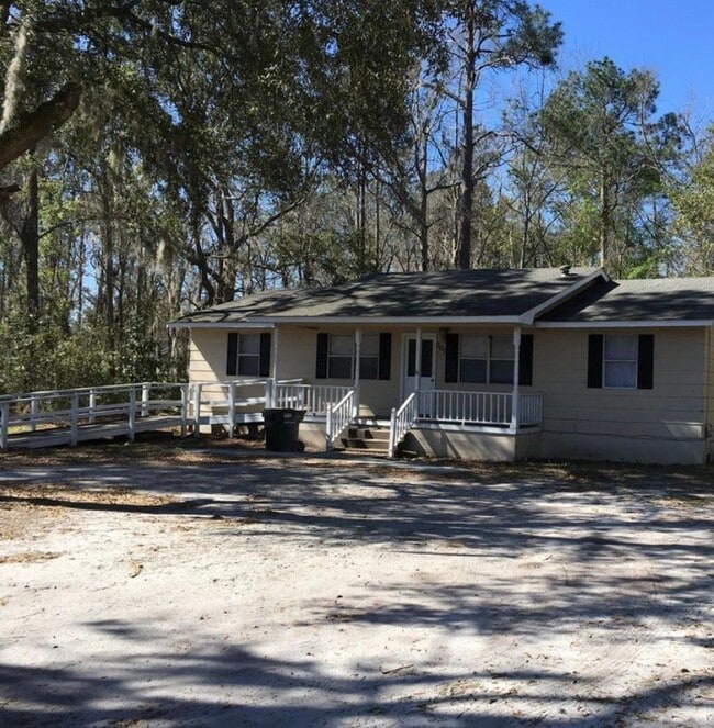 Building Photo - 207 Griffin Rd