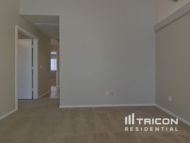 Foto del edificio - 25726 W St Kateri Dr