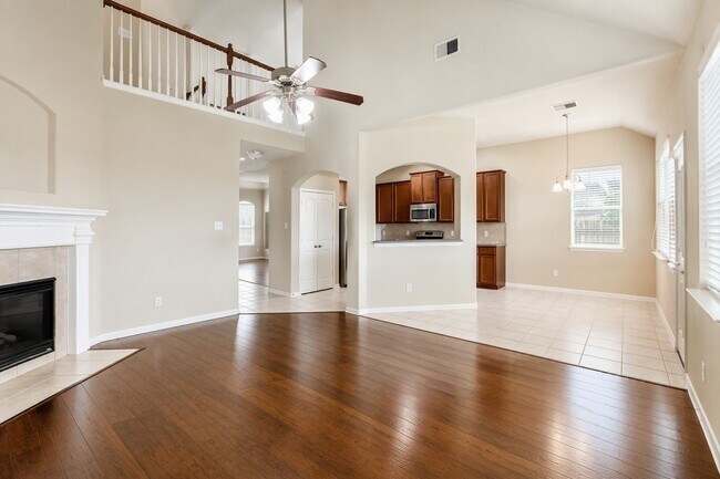 Foto del edificio - 25306 Basil Brook Ct