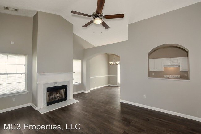 Building Photo - 3 br, 2.5 bath House - 4408 Roche St
