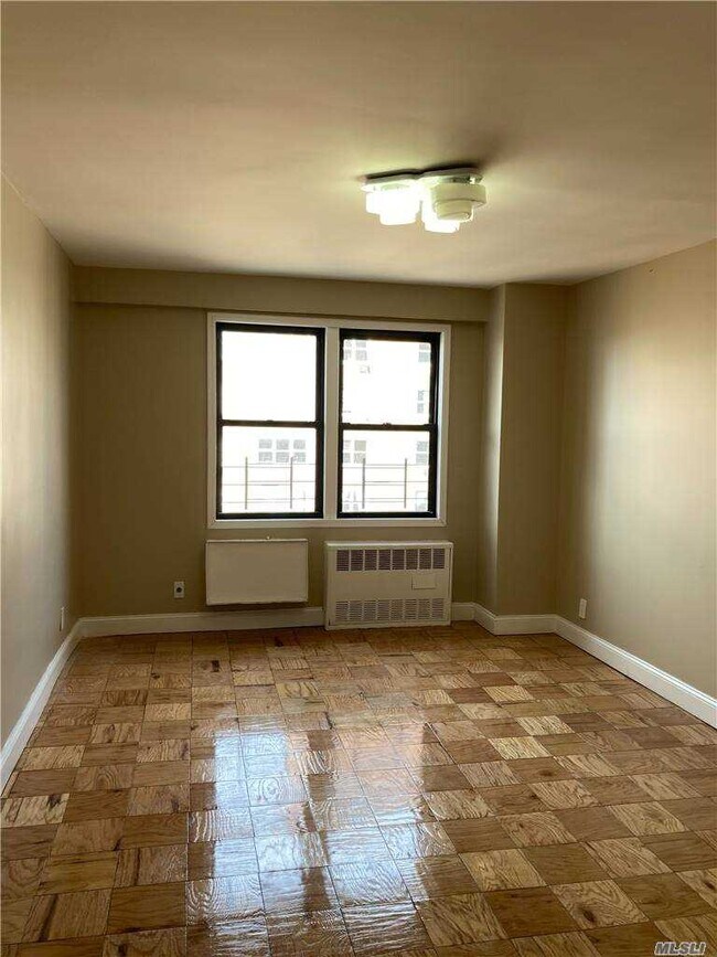 Building Photo - 42-55-55 Colden St