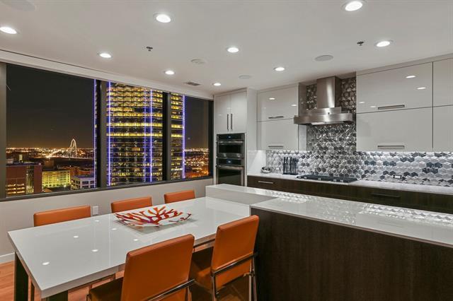 Foto del edificio - 1200 Main St