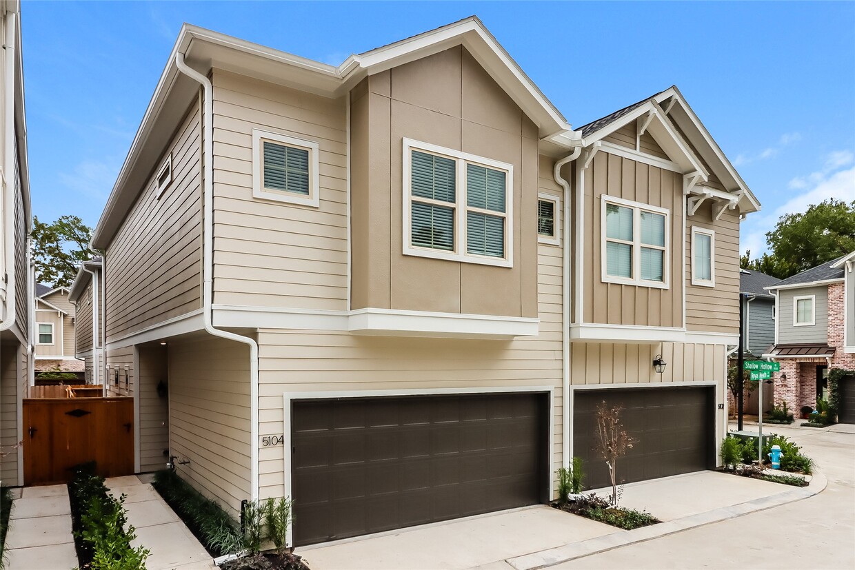 Foto principal - 5104 Royal Heath Dr