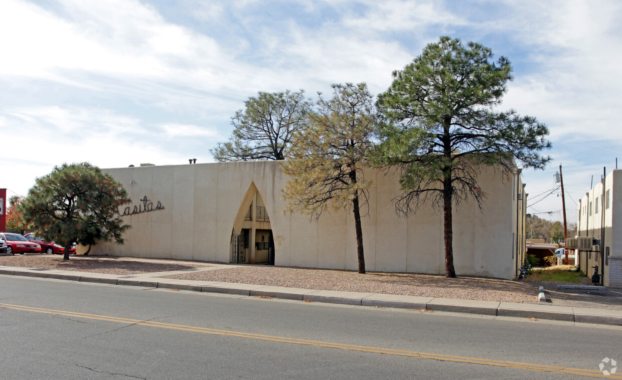 Building Photo - Las Casitas Apartments