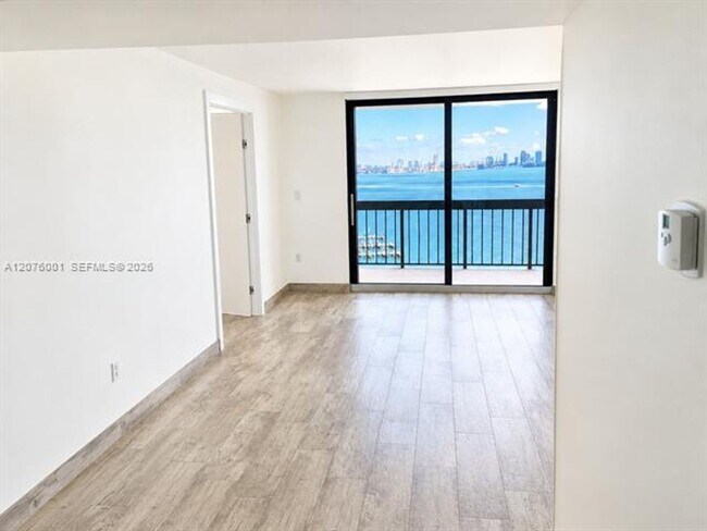 Foto del edificio - 2333 Brickell Ave