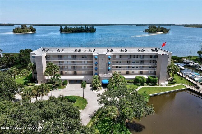 Foto del edificio - 6061 N River Run Dr