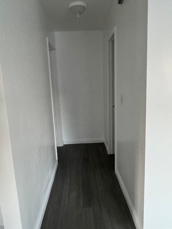 Foto del edificio - 9006 Painter Ave