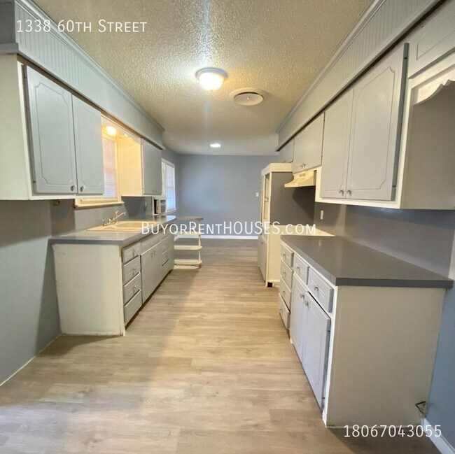 Foto del edificio - 1338 60th St