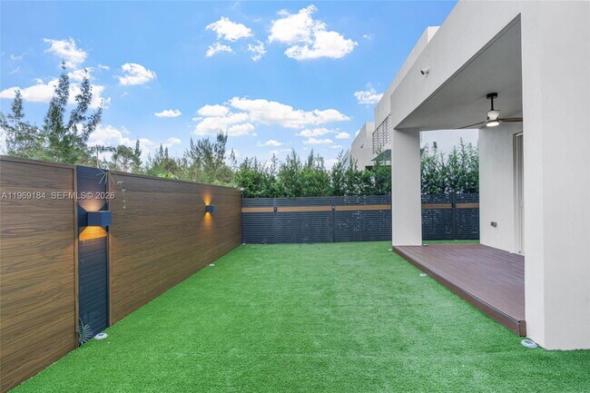 Building Photo - Northwest 68th Terrace, Doral, FL 33178 - 4 BR 3.5 BA single-family home