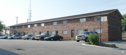 Building Photo - 5120 Ridgewood Ave