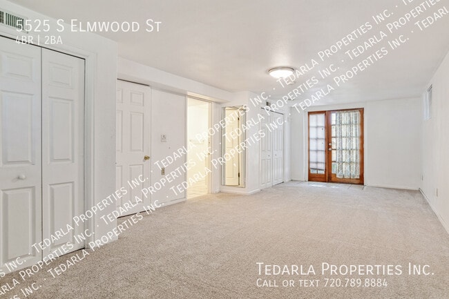 Building Photo - 5525 S Elmwood St