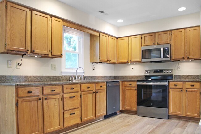 Foto del edificio - 1638 Brightfield Pl