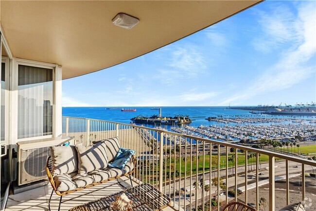 Ocean views from Living room balcony - 700 E Ocean Blvd