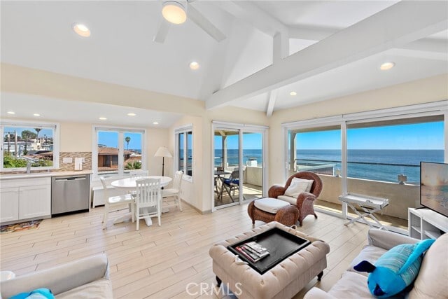 Building Photo - 1059 Gaviota Dr