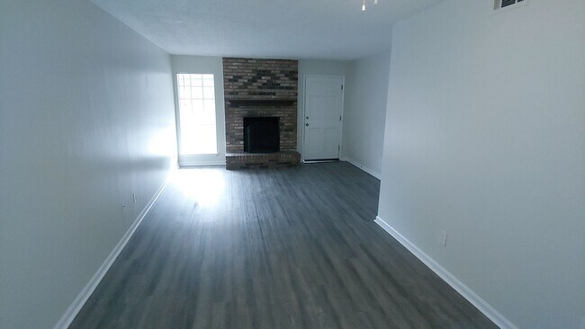 Foto del edificio - 404 8th Ave NE