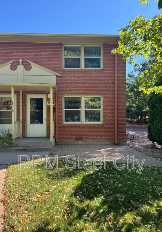 Foto principal - 1009 Constitution Rd