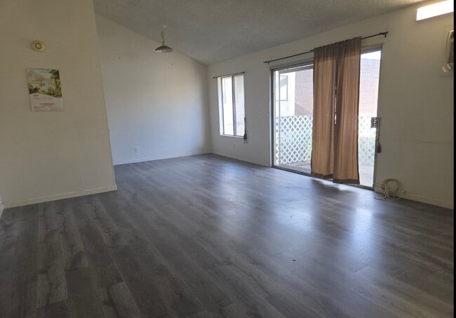Living/Family room - 7322 Cerritos Ave