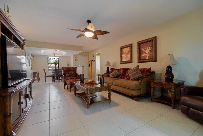 Foto del edificio - 12524 Shoreline Dr
