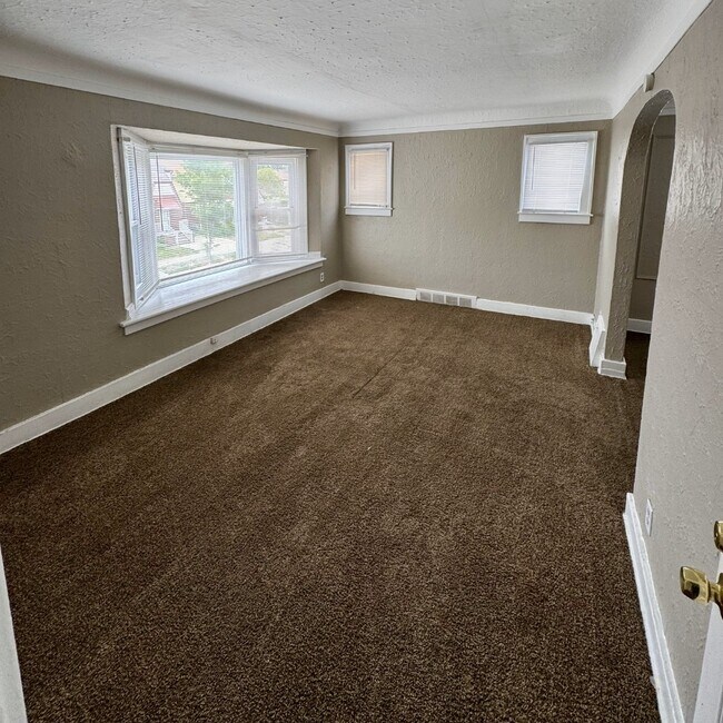 Building Photo - 16728 Woodingham Dr