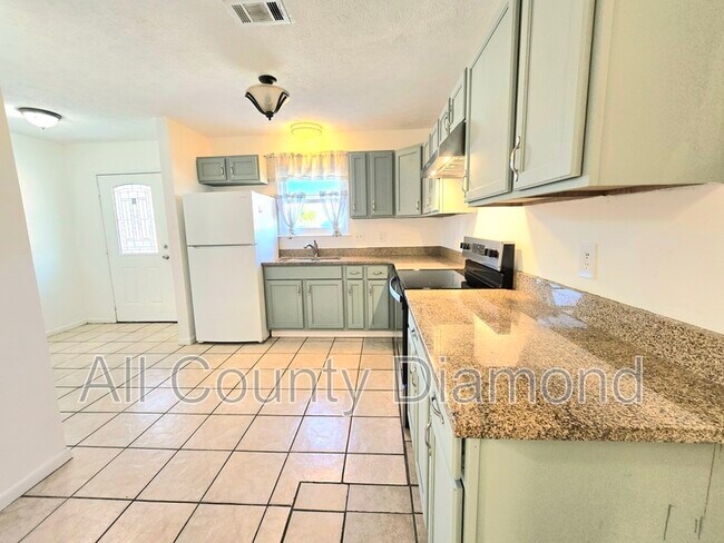Foto del edificio - 636 W Caladium Cir
