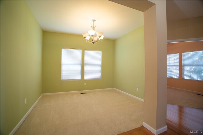 Foto del edificio - 84 Brighton Park Dr