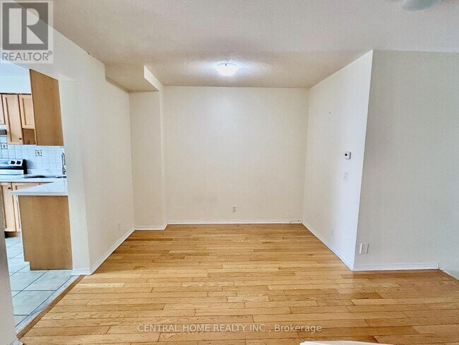 Building Photo - 53 Silver Stream Ave