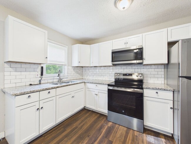 Foto del edificio - 7426 Indiana Ave