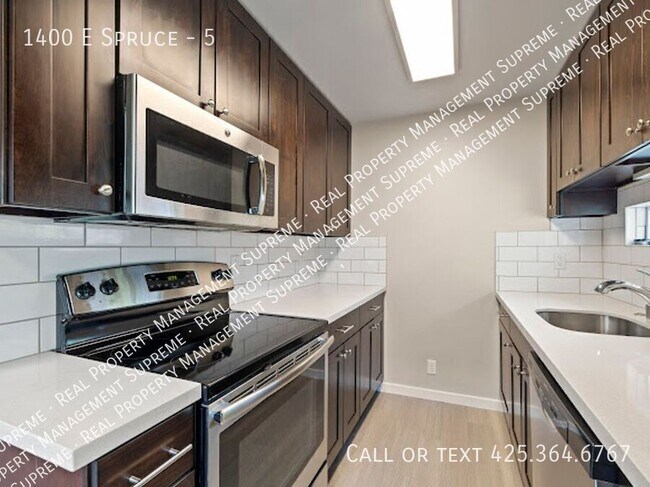 Building Photo - 1400 E Spruce-5