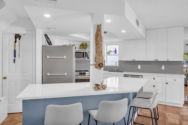 Foto del edificio - 170 Seabreeze Cir