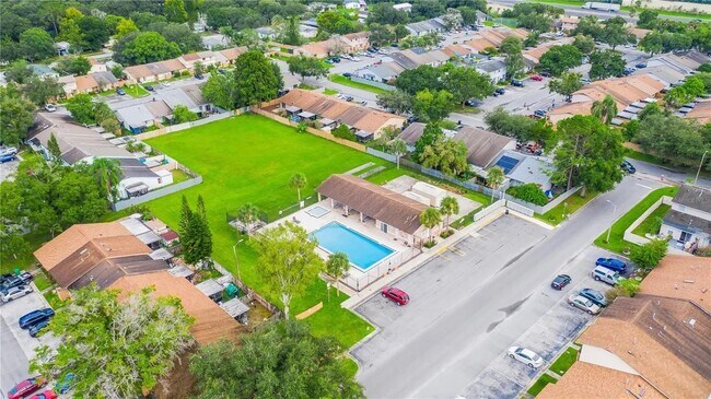 Foto del edificio - 1007 Butterfly Blvd