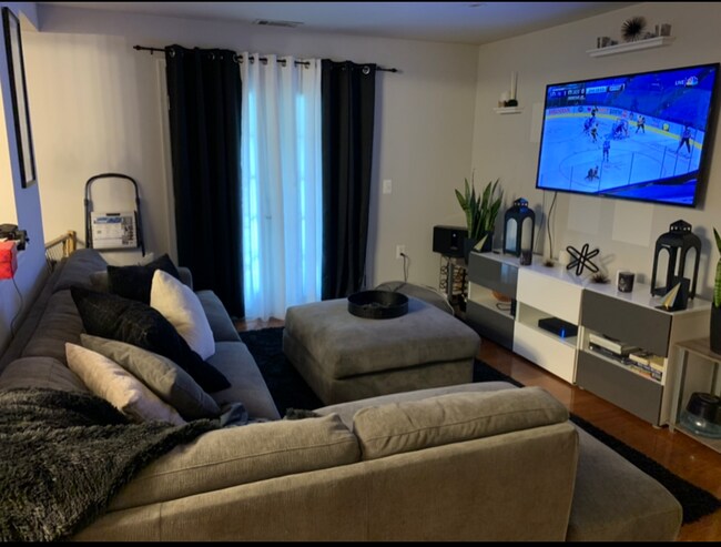 Photo - 4067 S Four Mile Run Dr Apartment