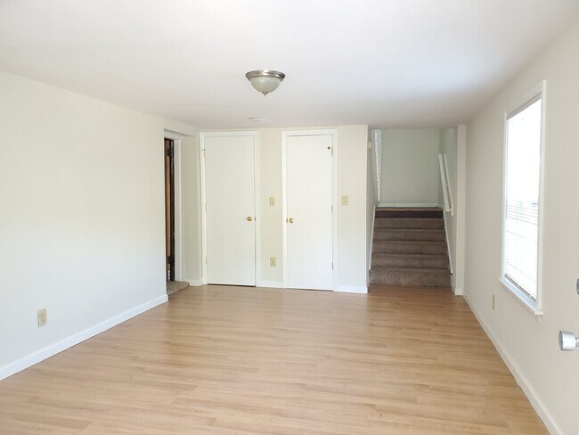 Foto del edificio - 1419 Palm Lane Jacksonville Florida 3/2 ea...